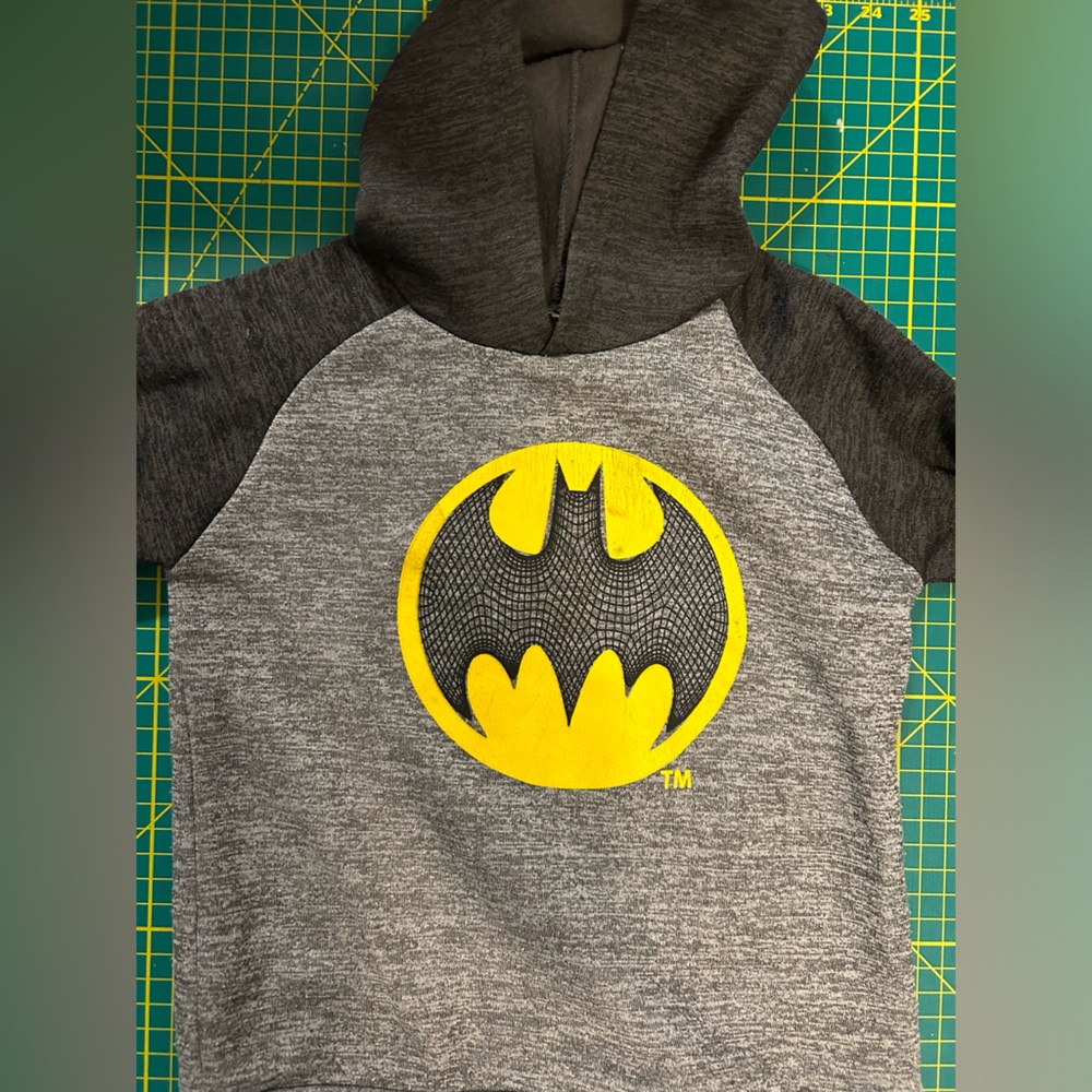 Batman hoodie size 4T